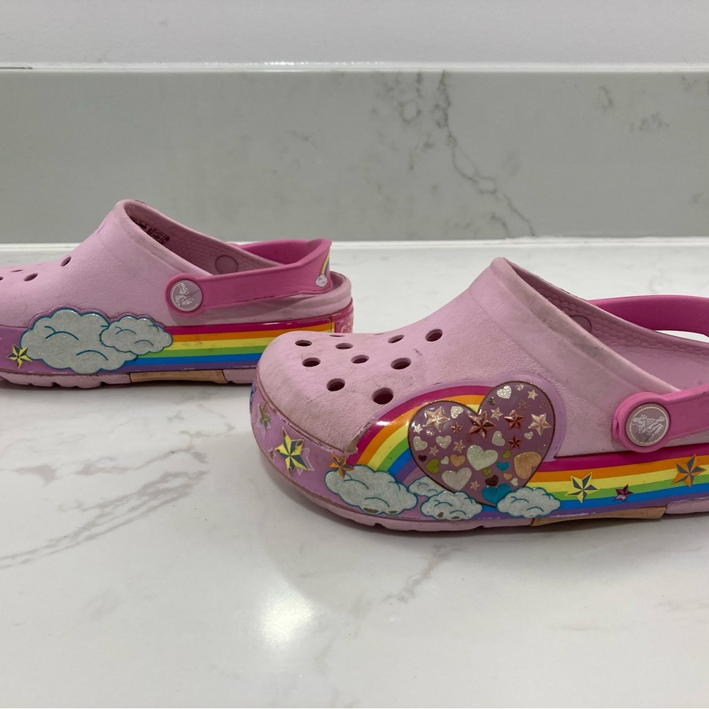 Crocs size 11 do not light up